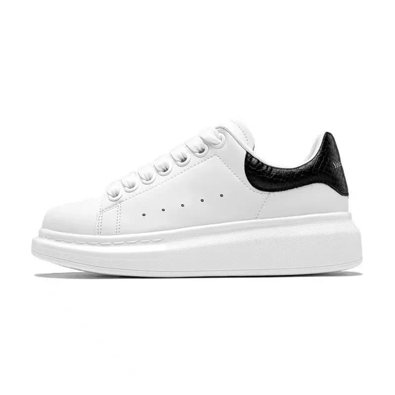 Alexander McQueen Alexander McQueen White & Black Leather Sneakers White