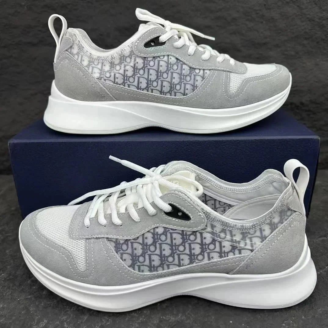Dior Oblique Print Sneakers in Grey/White