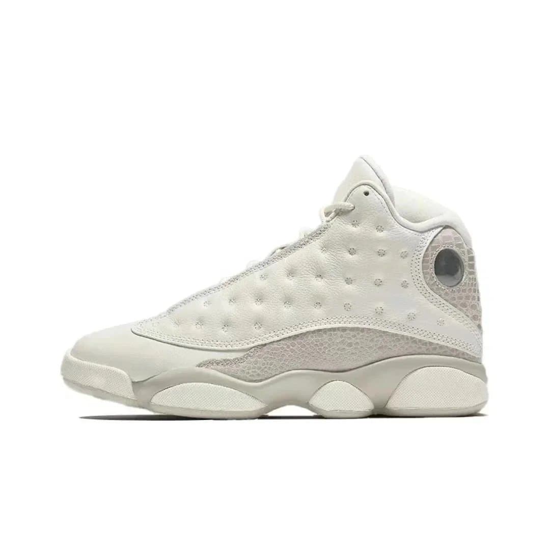 Air Jordan 13 Retro Sneakers White/Gray