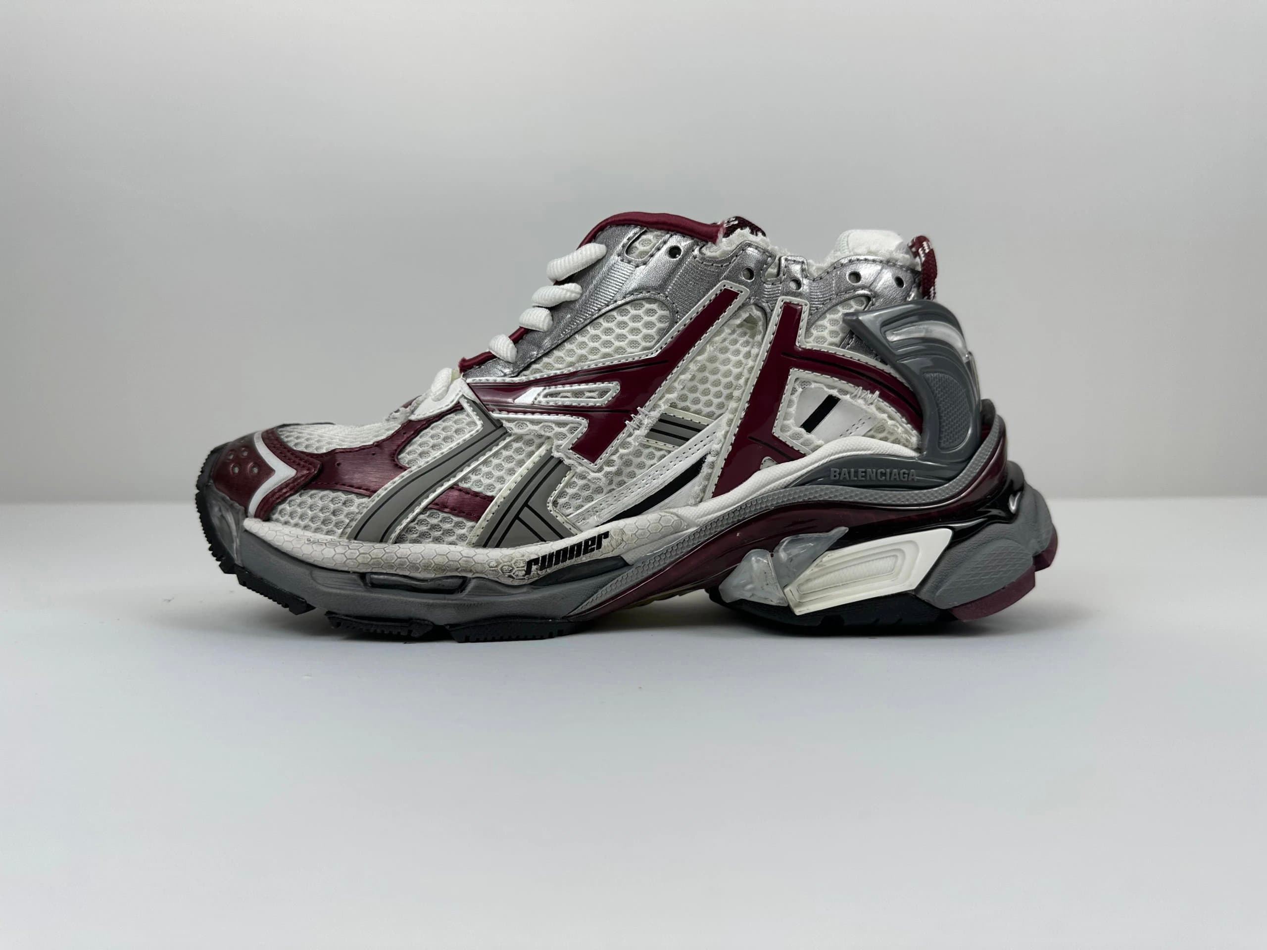 Balenciaga Balenciaga Runner Sneakers in Silver and Burgundy Silver