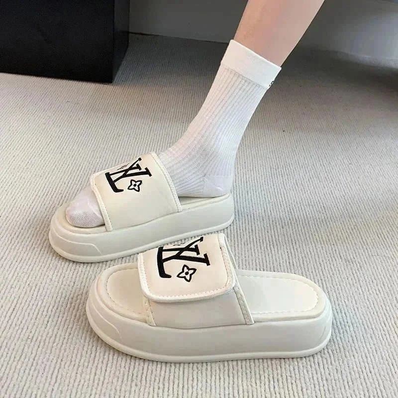 Louis Vuitton Louis Vuitton LV Logo Embroidered Platform Slides White - 1